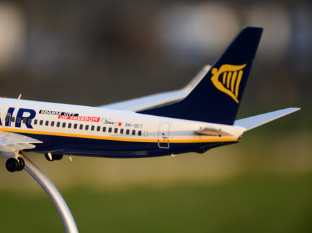 Boeing 737-800 Ryanair / Malta Air "Gdansk City of Freedom" 9H-QCT (JC Wings)