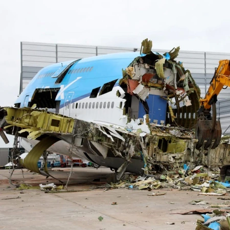 JetOneX (KLM) Boeing 747 - VQ-BWM niebieski