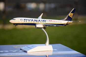 Boeing 737-800 Ryanair / Malta Air "Gdansk City of Freedom" 9H-QCT (JC Wings)