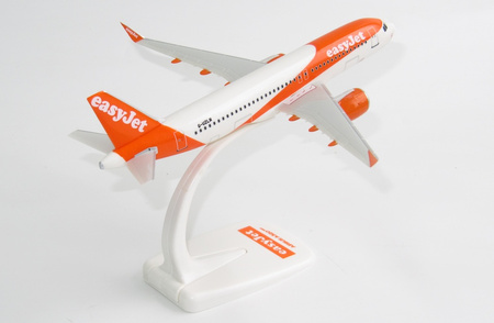 Airbus A320neo EasyJet G-UZML (PPC)