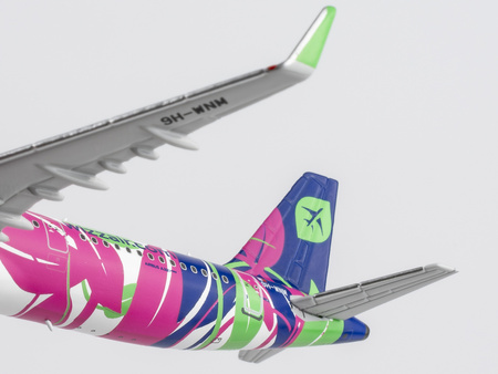 Airbus A321neo Wizz Air Malta "Fly the Greenest" 9H-WNM (NG Models)