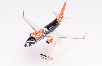 B737-700 SkyUp Shaktar Donetsk UR-SQE (Herpa)